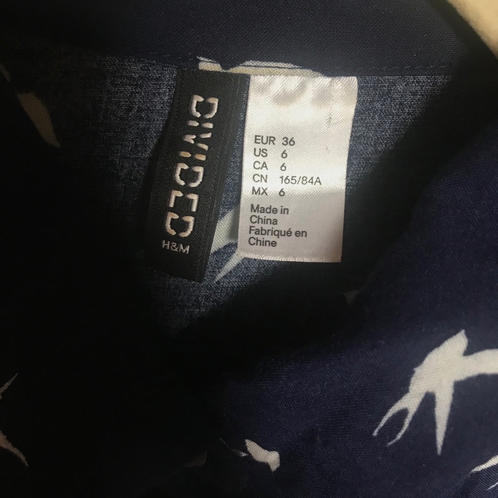 H&M button down - Picture 3 of 3